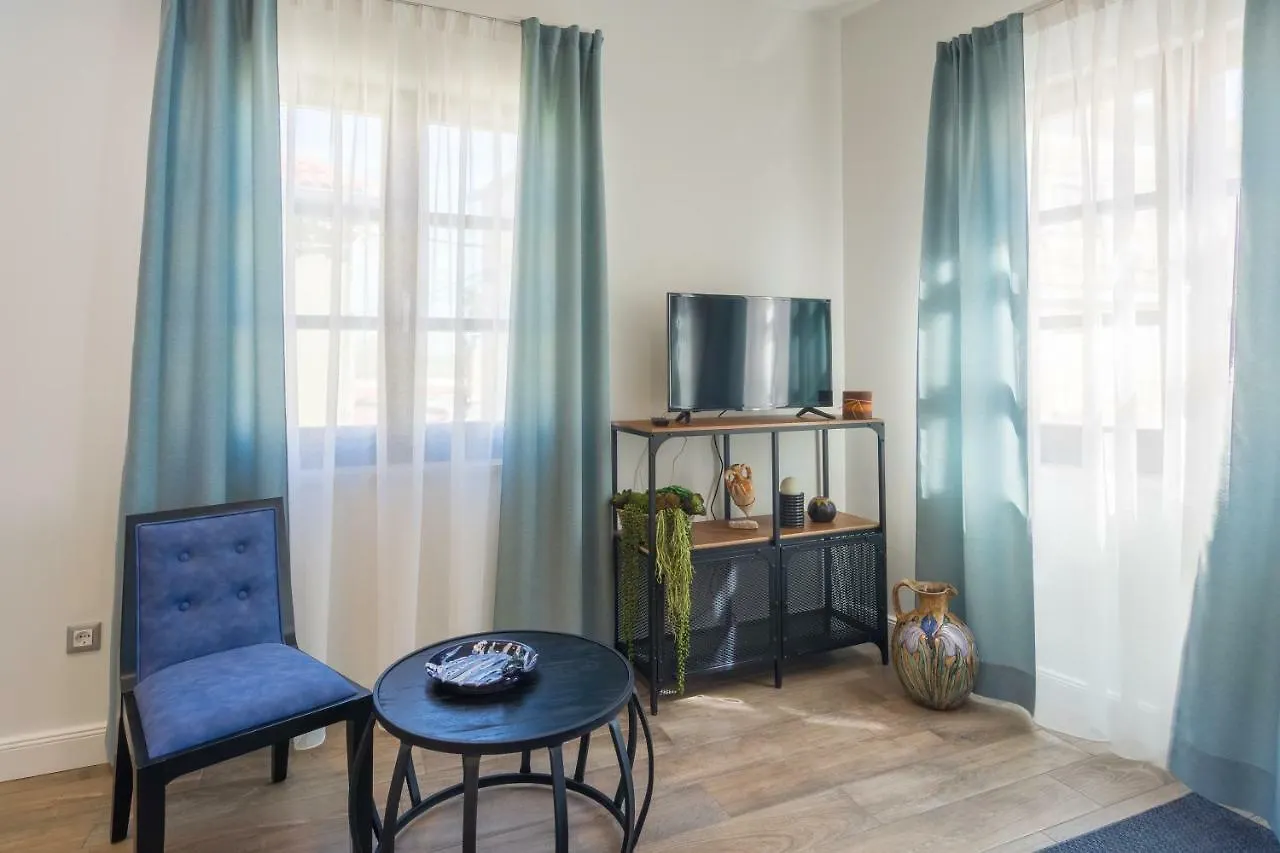 Apartments Mihael Nin